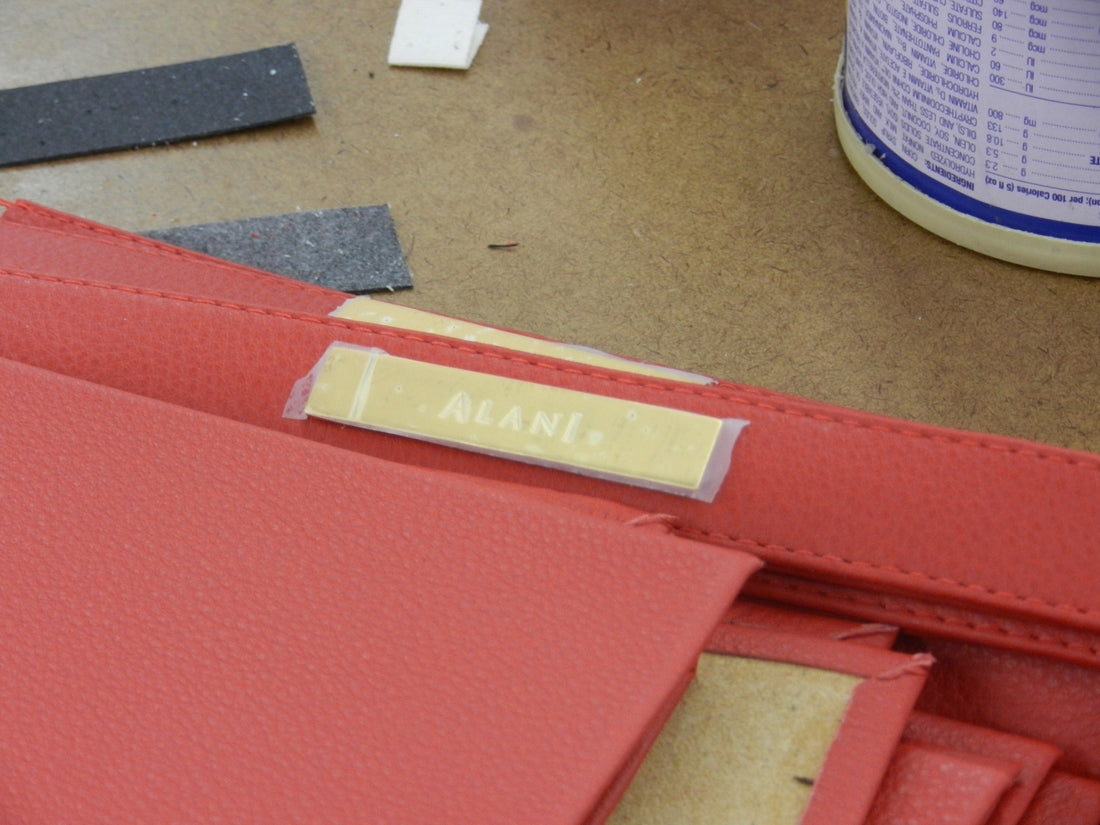 Making of the Victoria Pouch